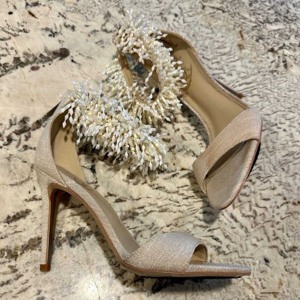 Sam Edelman Cream Heels with Beaded Ankle Strap Like New 7.5 Tan Stiletto